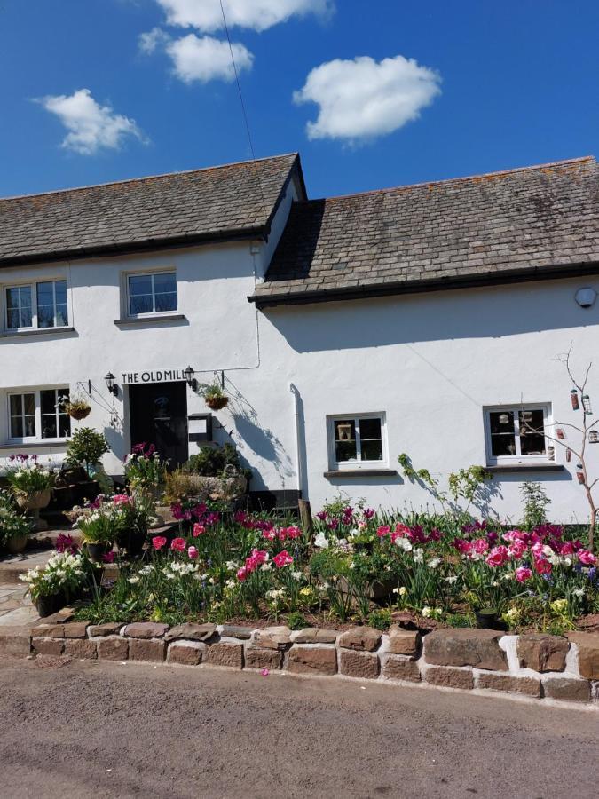 The Millers Cottage Okehampton Exterior photo